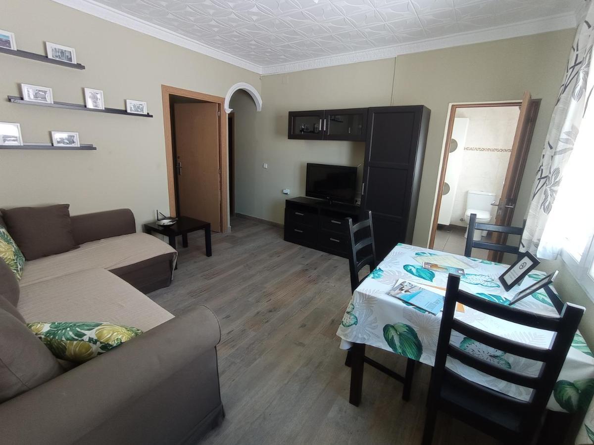 Apartamento, Dos Dormitorios, Tipo Atico Cerca Del Centro Jerez de la Frontera Bagian luar foto